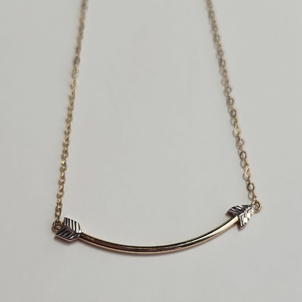10k Gold Arrow Bar Necklace Yellow Gold With White Gold Ends
